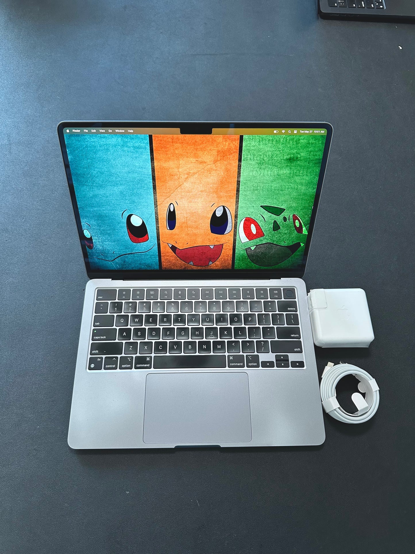 MacBook Air 13.6" 2022 / M2 / 16 RAM / 500 SSD