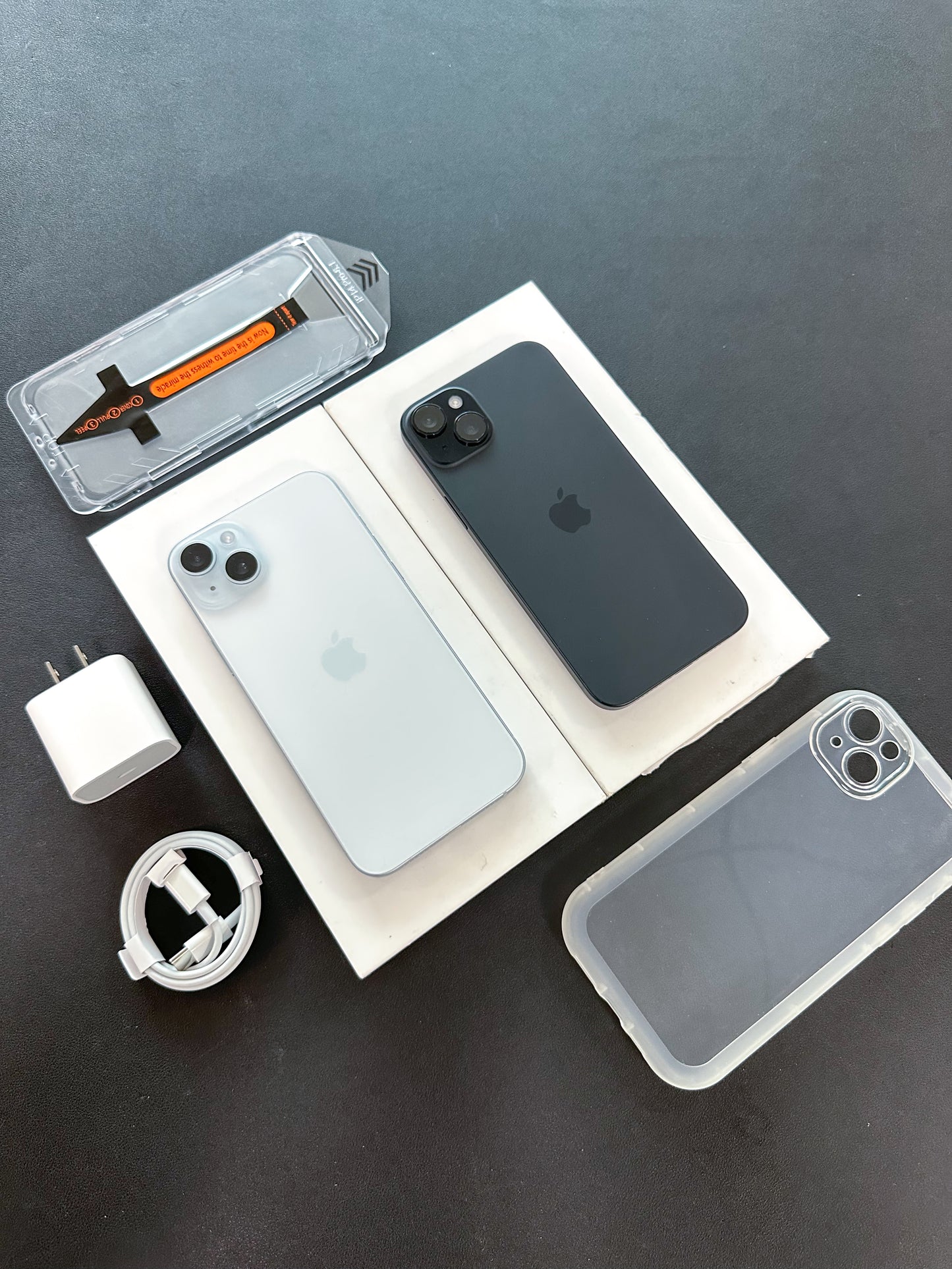 iPhone 15 Plus / 256 GB