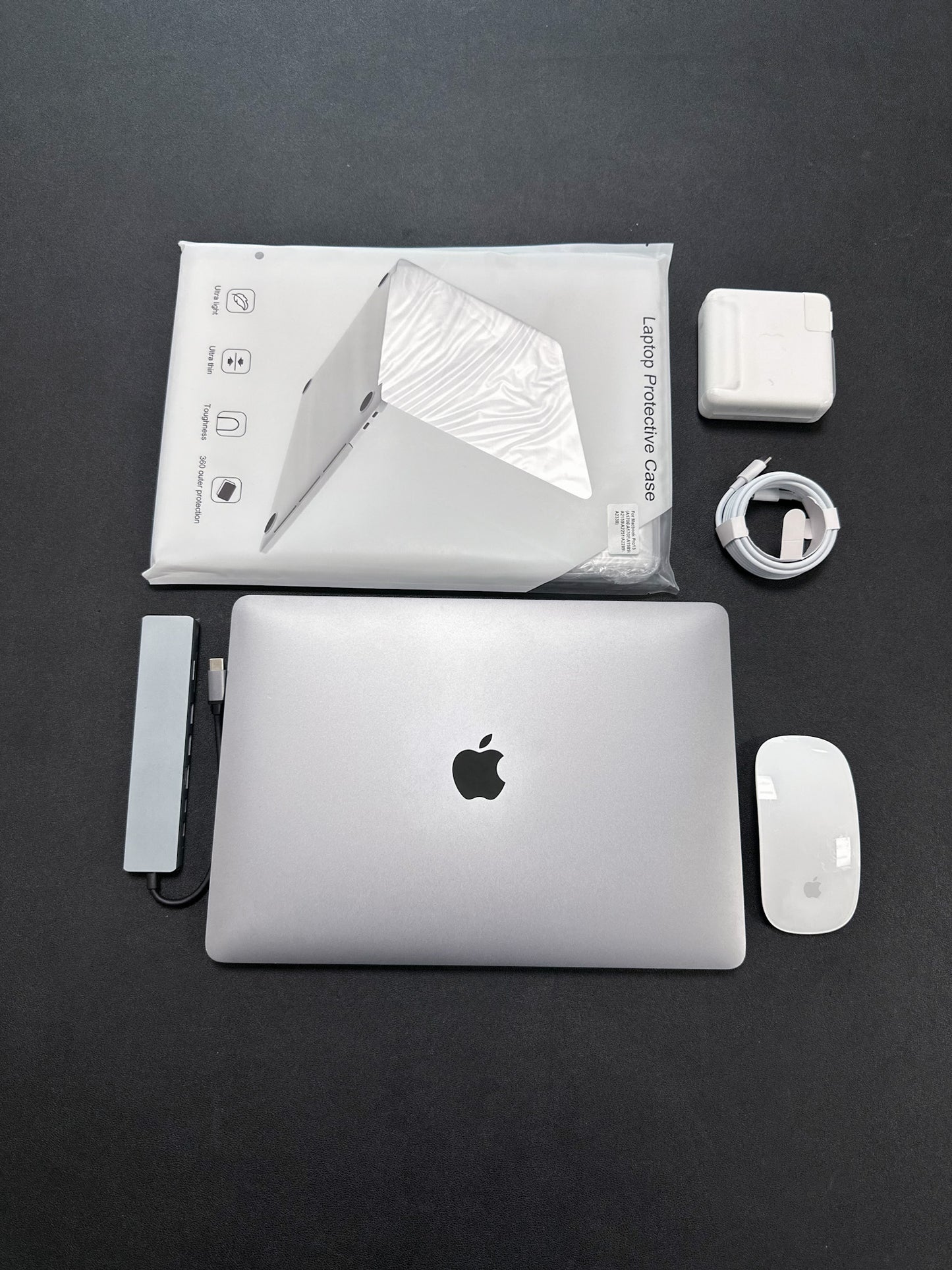 MacBook Pro 13" 2020 / M1 / 8RAM / 500SSD