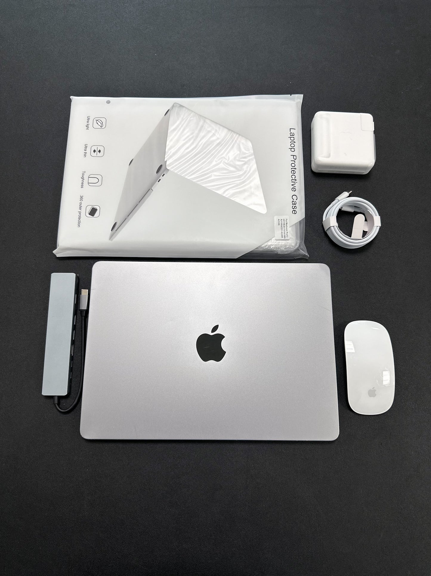 MacBook Air 13.6" 2022 / M2 / 16 RAM / 500 SSD