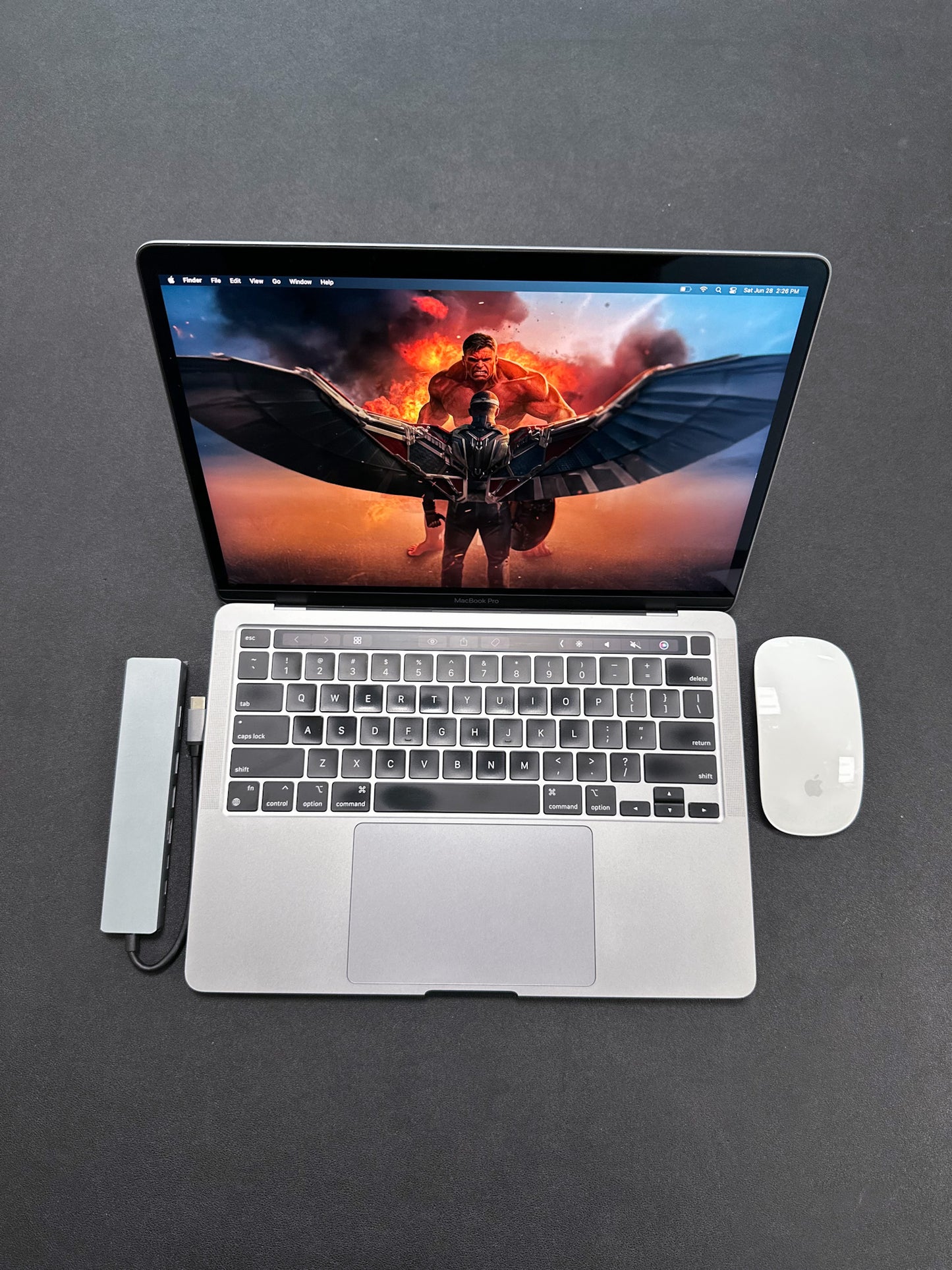 MacBook Pro 13" 2022 / M2 / 16 RAM / 250 SSD