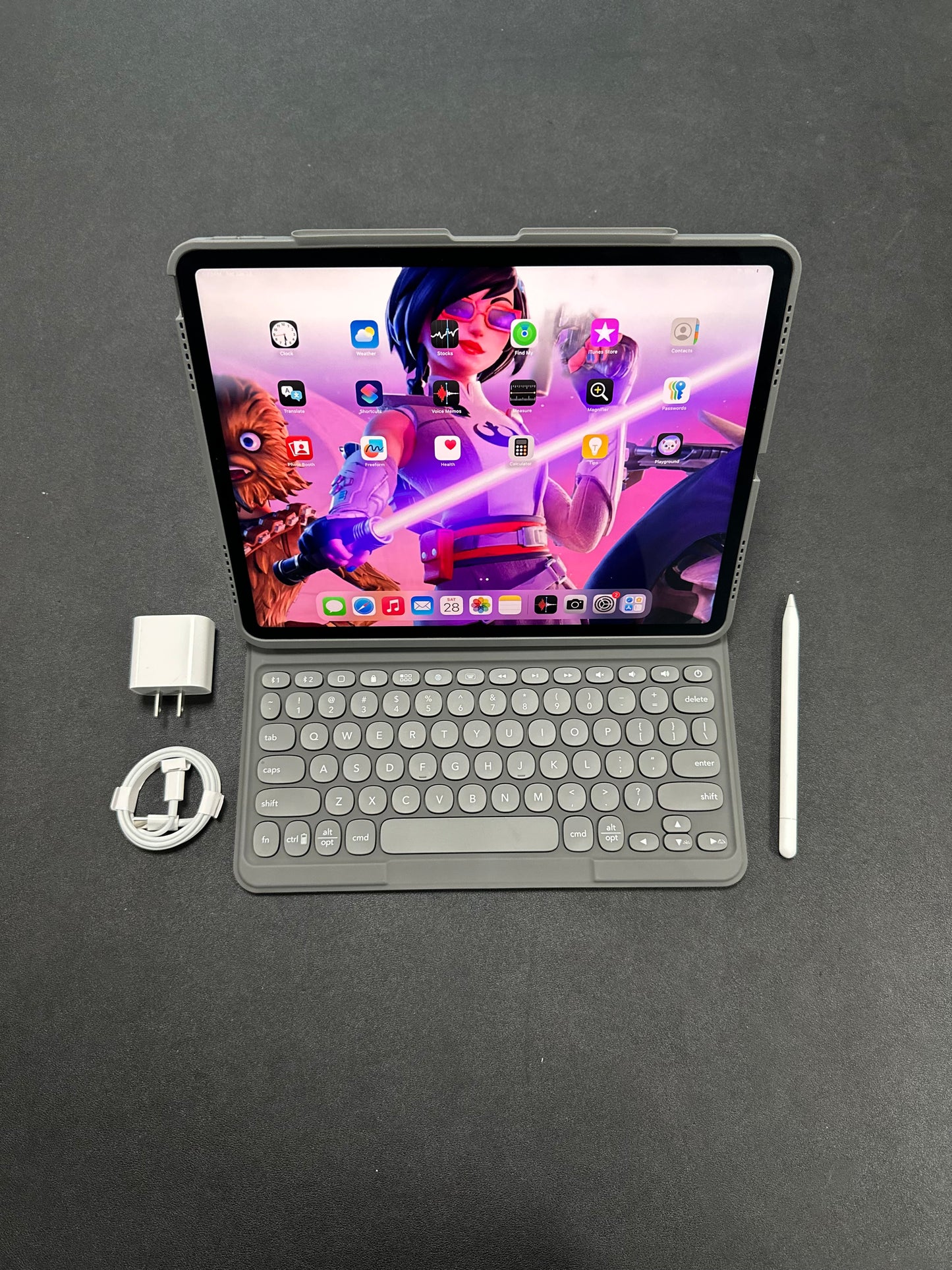 iPad Pro 12.9" 2021 / M1 / 5TH GEN / 1 TB / WIFI