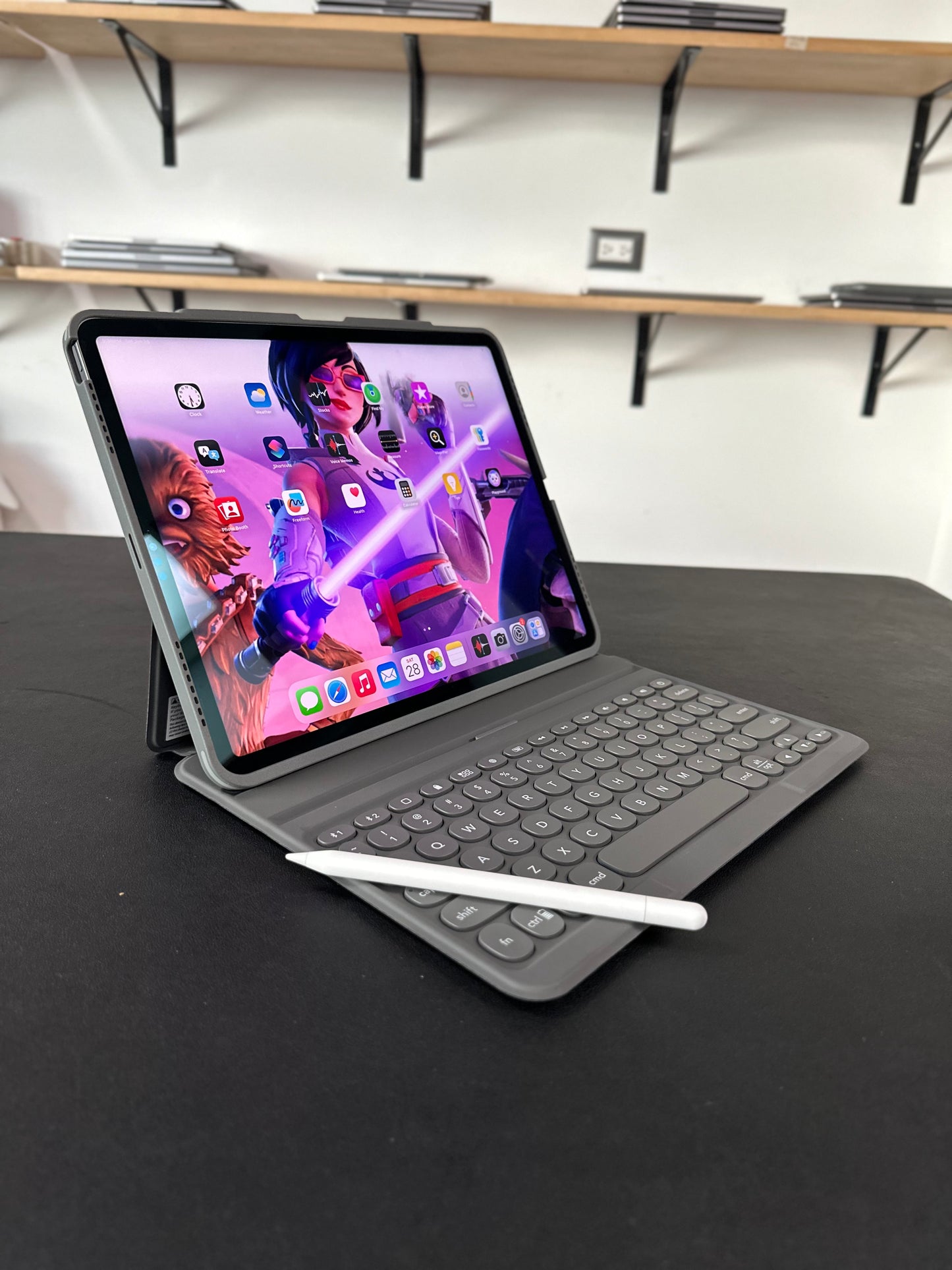 iPad Pro 12.9" 2021 / M1 / 5TH GEN / 1 TB / WIFI
