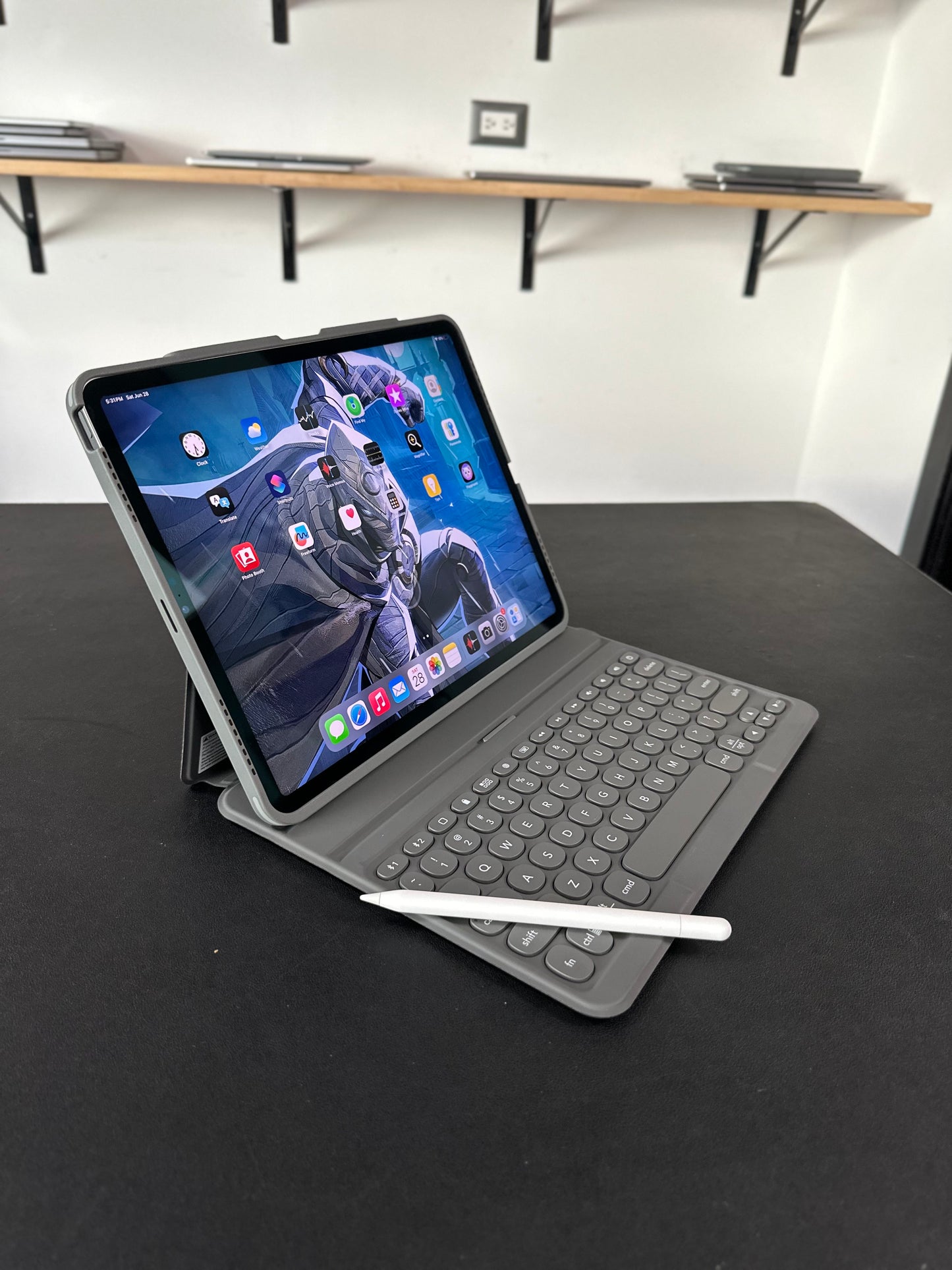 iPad Pro 12.9" 2021 / M1 / 5TH GEN / 128GB / WiFi