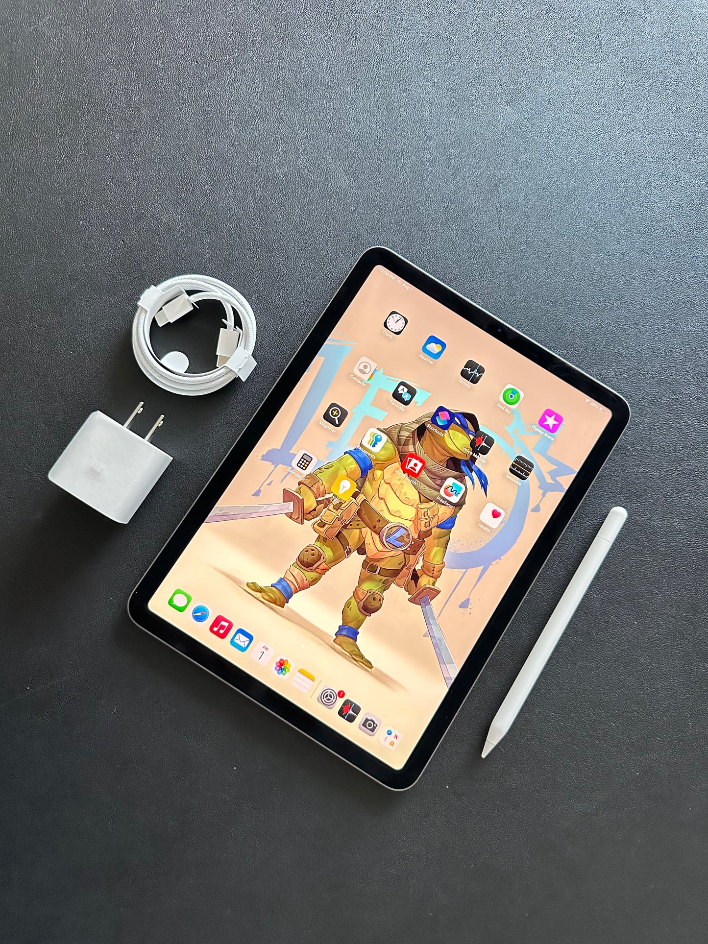 iPad Air 10.9" 2022 / M1 / 5TH GEN / 64GB / WIFI