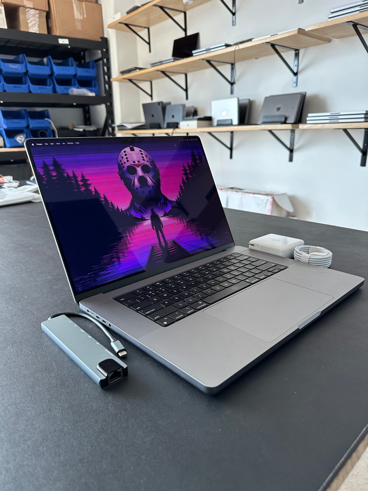 MacBook Pro 16" 2023 / M2 Pro / 16 RAM / 500 SSD