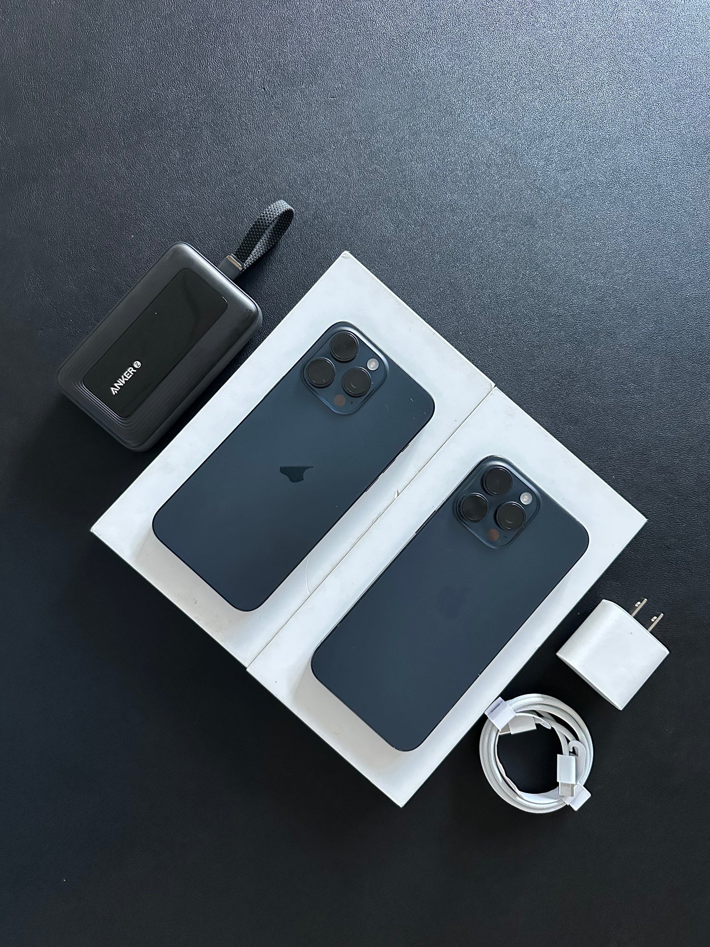 iPhone 15 Pro Max / 512 GB
