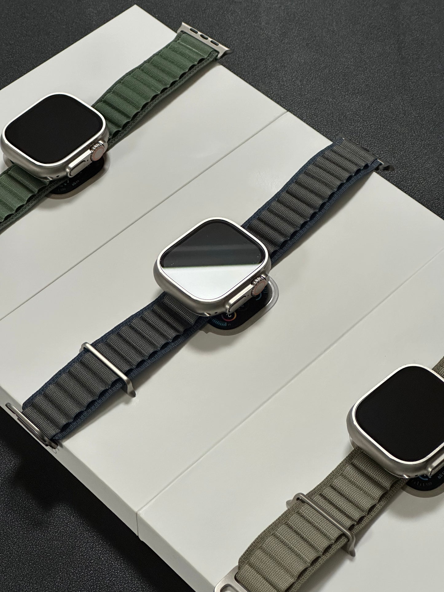 Apple WATCH ULTRA 2 / 49MM / TITANIUM