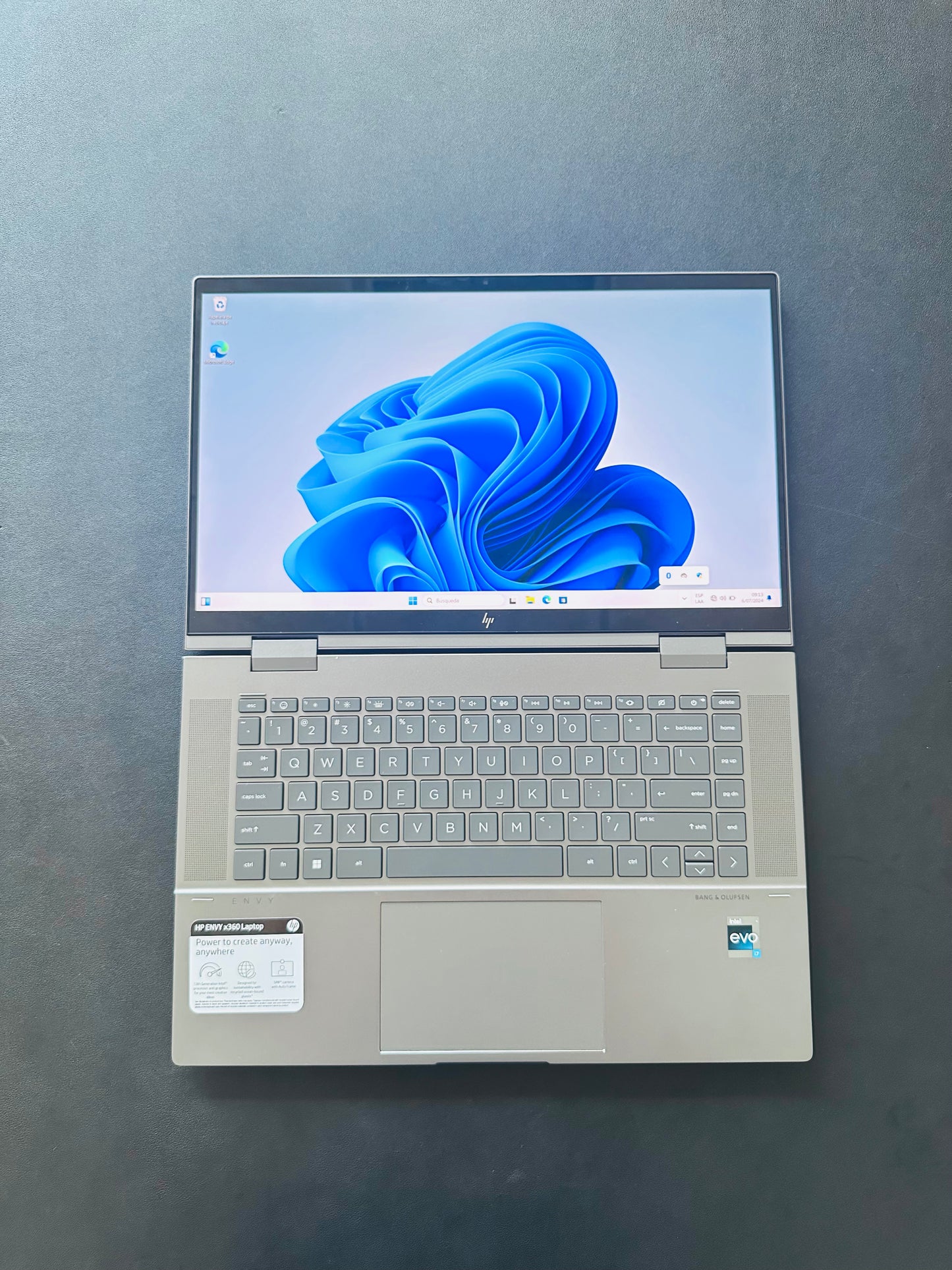 HP ENVY 15" x360 2-en-1 / i7- 13th / 32RAM / 1TB SSD