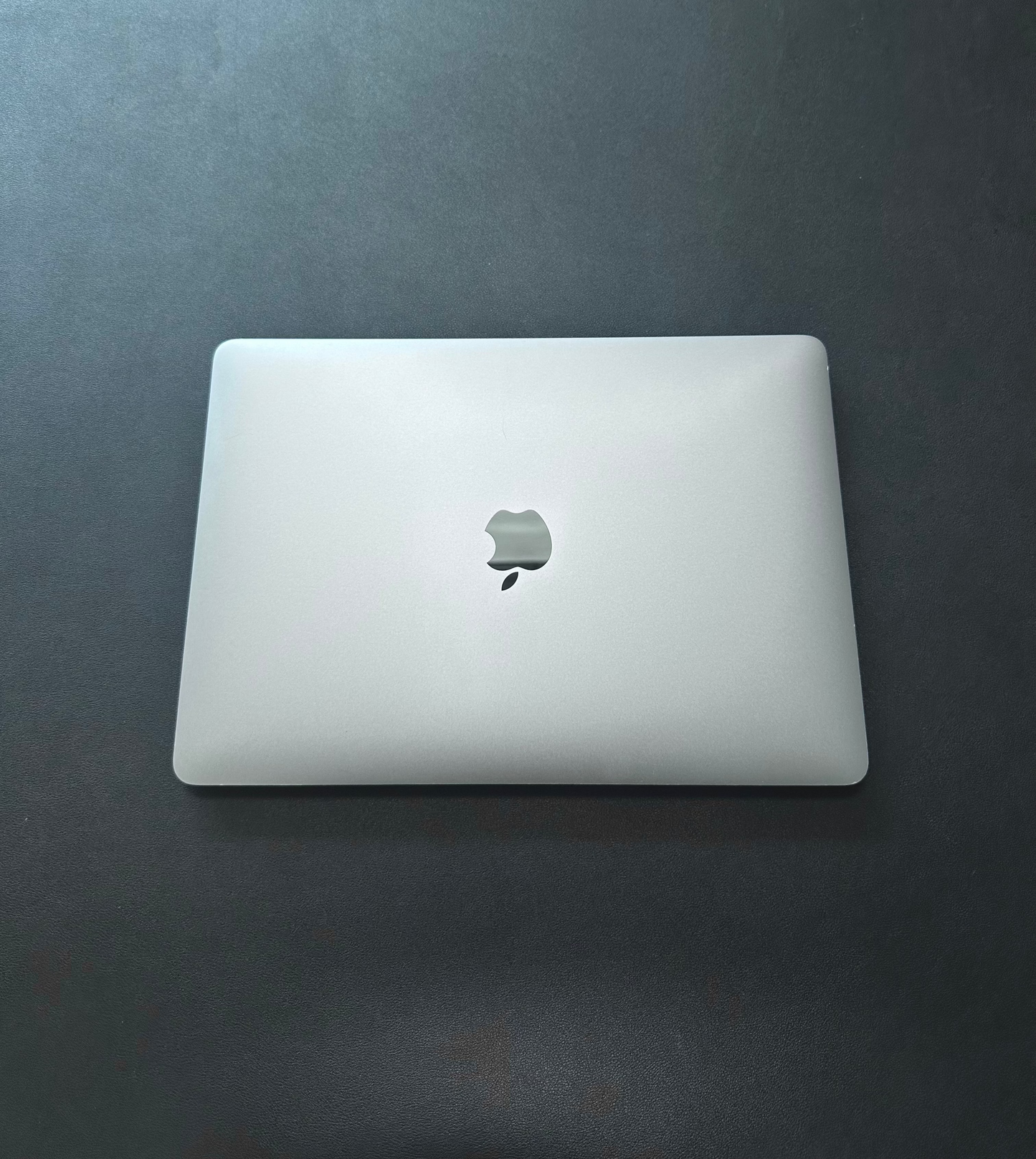 MacBook Pro 13" 2018 / Core i7 / 16RAM / 256SSD