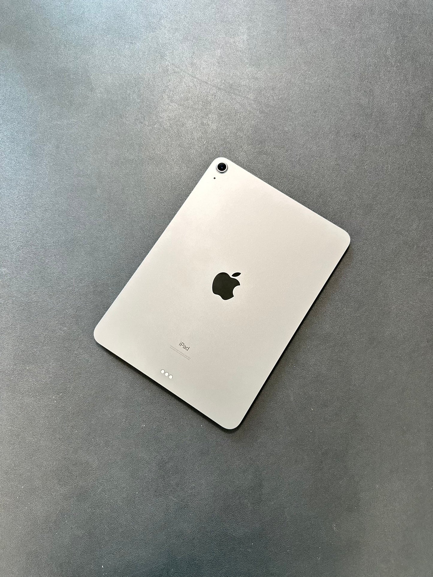 iPad Air 10.9" 2022 / M1 / 5TH GEN / 64GB / WIFI