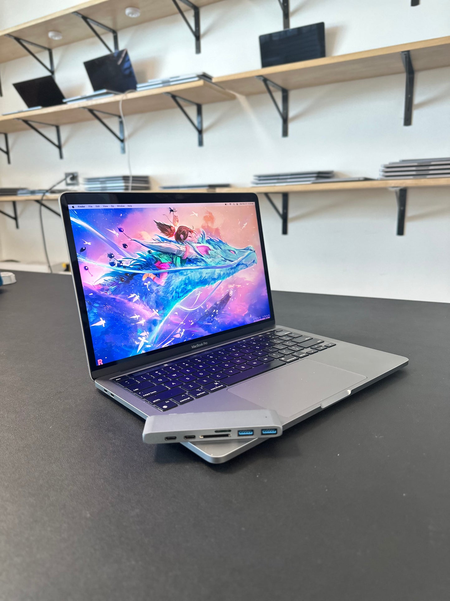 MacBook Pro 13" 2022 / M2 / 16 RAM / 250 SSD