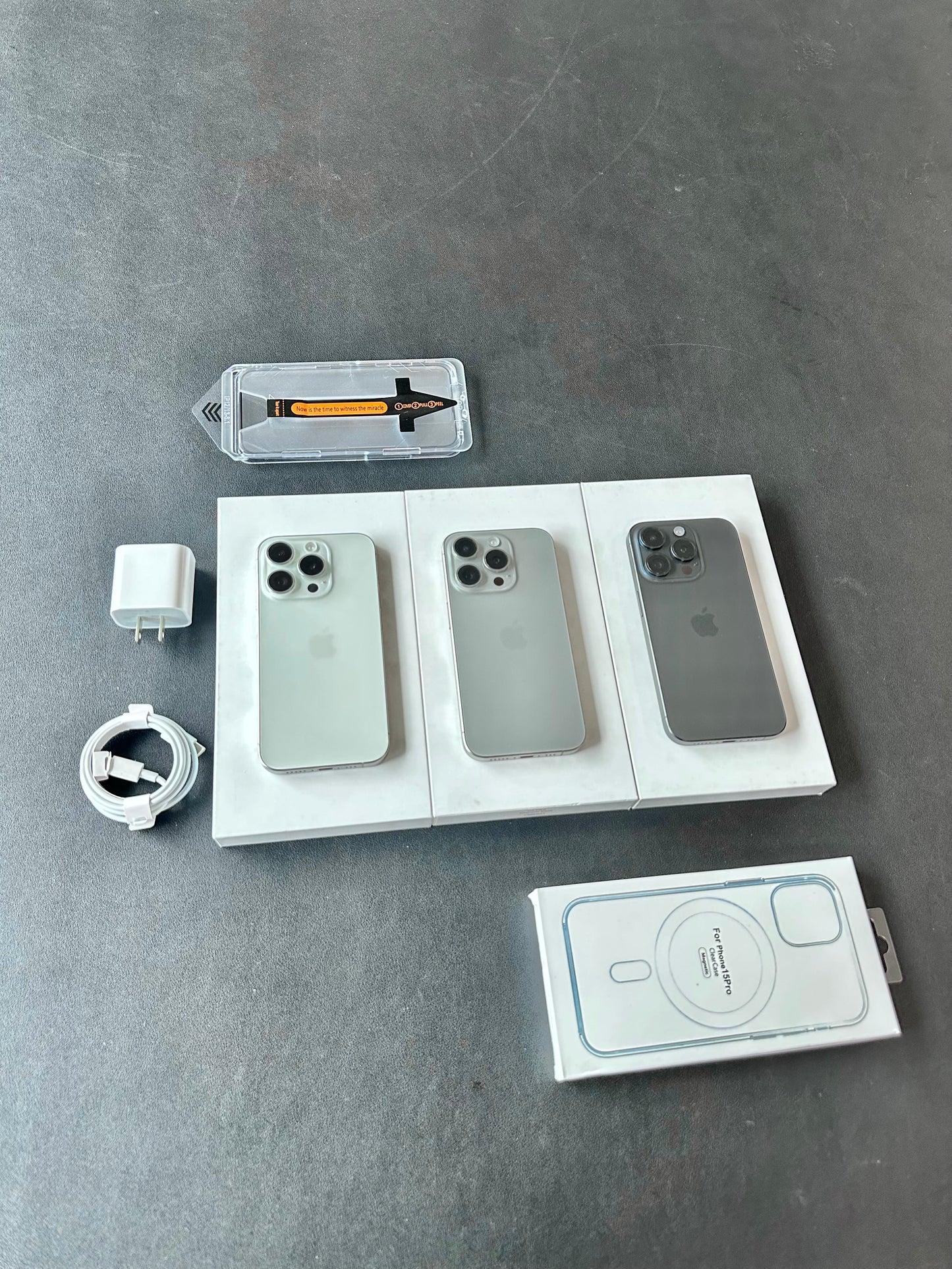iPhone 15 Pro / 256 GB