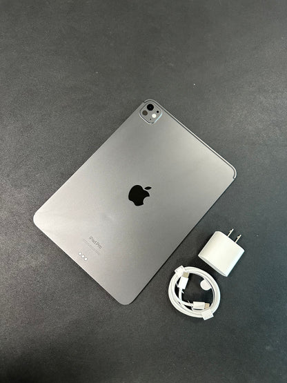 iPad Pro 11” 7th GEN / 2024 / M4 / 256 GB / WIFI