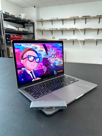 Macbook PRO 13" 2020 / M1 / 8RAM / 250SSD
