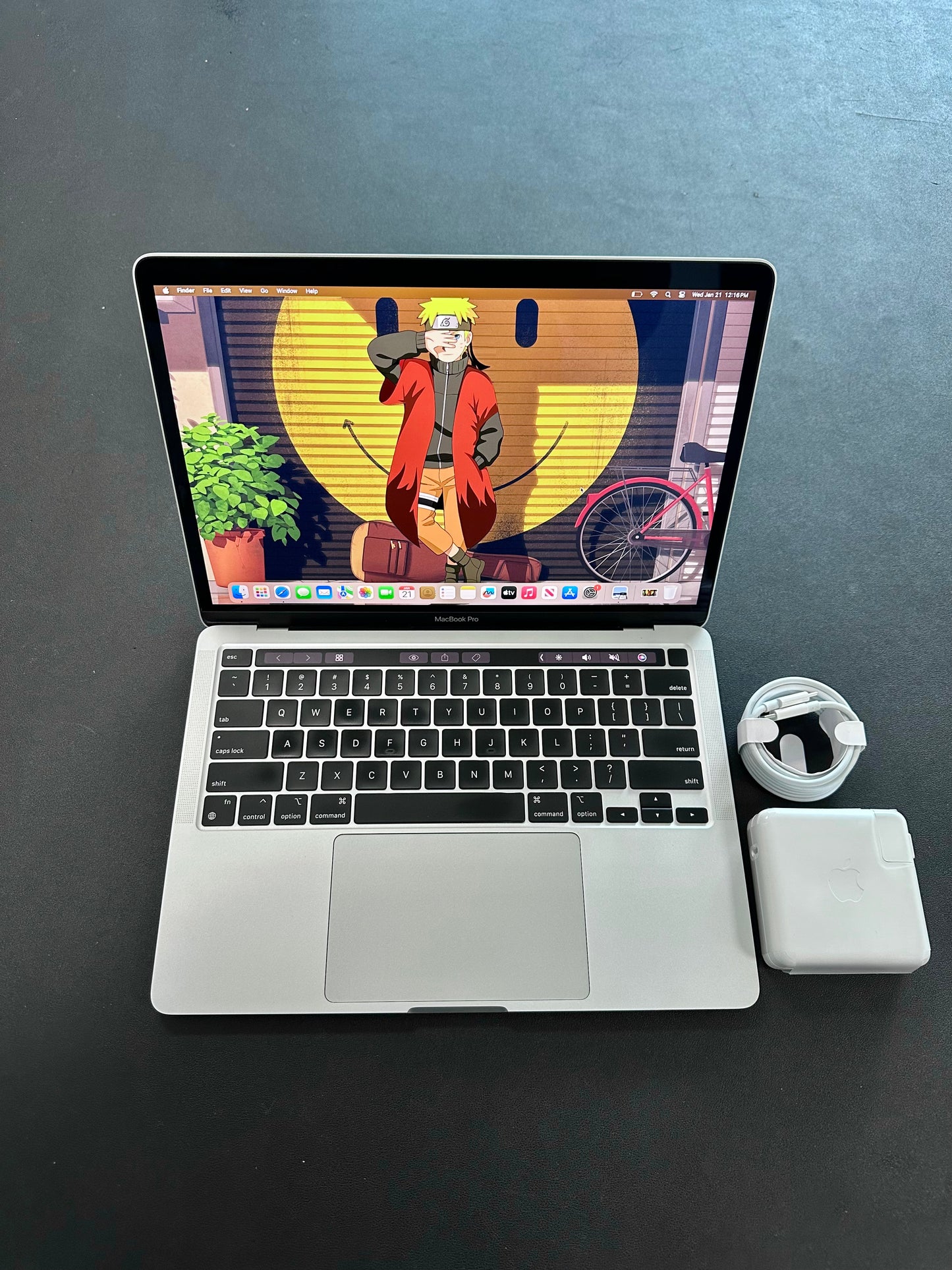 Macbook PRO 13" 2020 / M1 / 8RAM / 250SSD