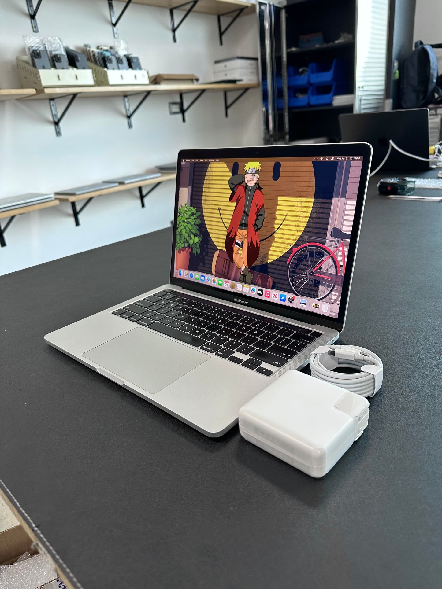 Macbook PRO 13" 2020 / M1 / 8RAM / 250SSD