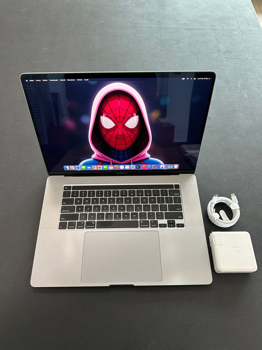 Macbook pro 16" 2019 / Core i7 / 16RAM / 500SSD