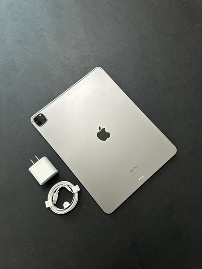iPad Pro 12.9" 2021 / M1 / 5TH GEN / 128GB / WiFi