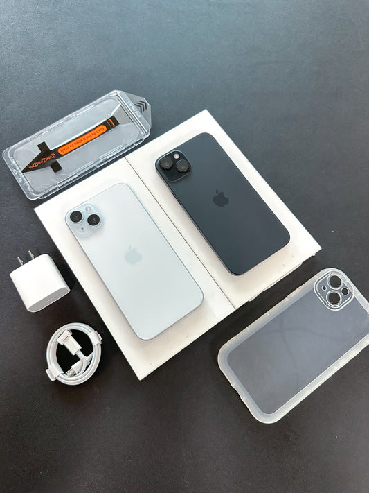 iPhone 15 Plus / 256 GB