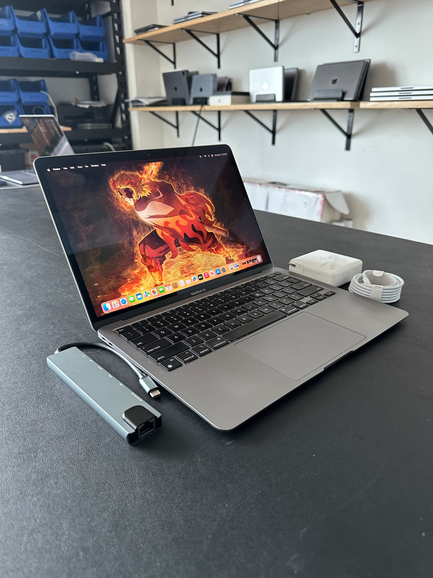 MacBook Air 13" 2020 / M1 / 16 RAM / 250 SSD