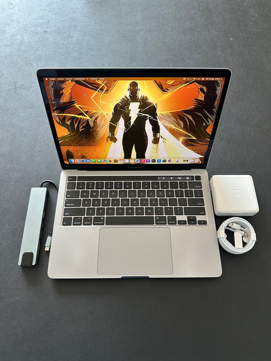 MacBook Pro 13" 2022 / M2 / 8RAM / 250SSD