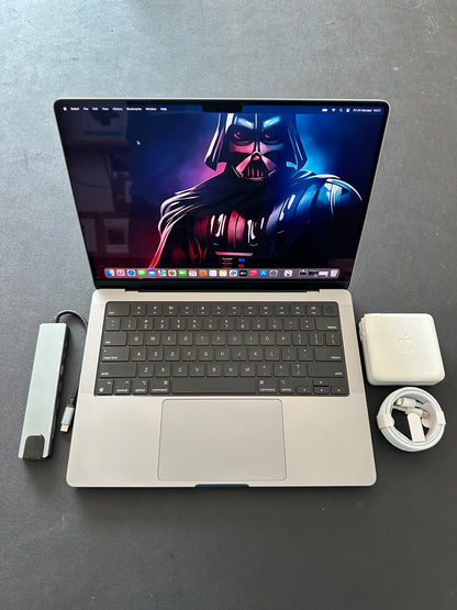 MacBook Pro 14" 2023 / M2 Pro / 16 RAM / 500 SSD