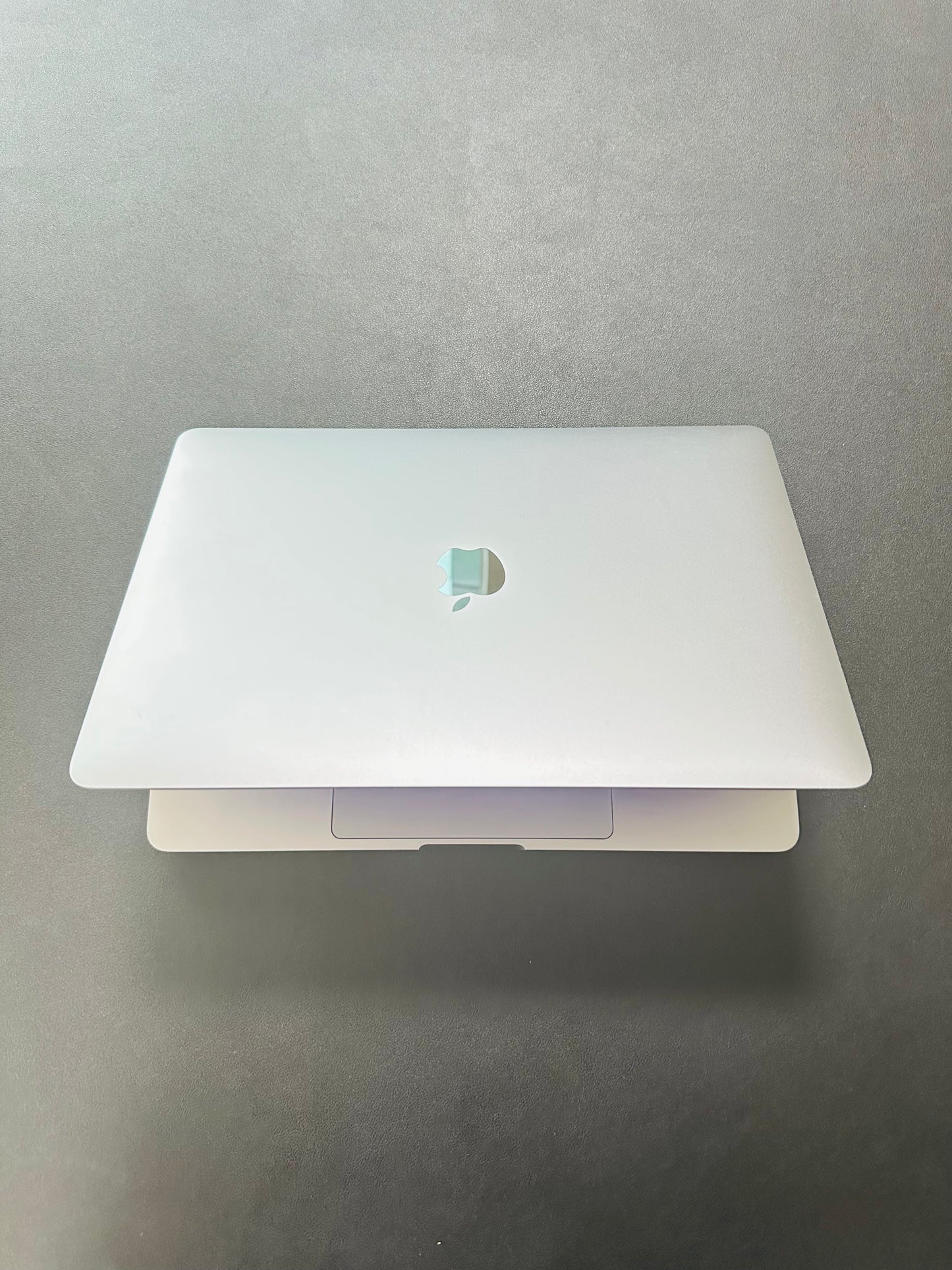 Macbook PRO 13" 2020 / M1 / 8RAM / 250SSD