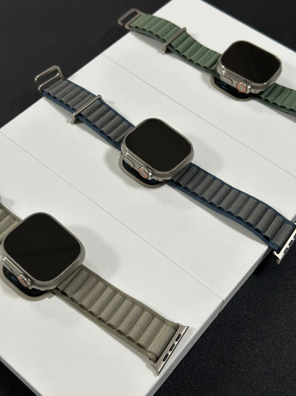 Apple WATCH ULTRA 2 / 49MM / TITANIUM