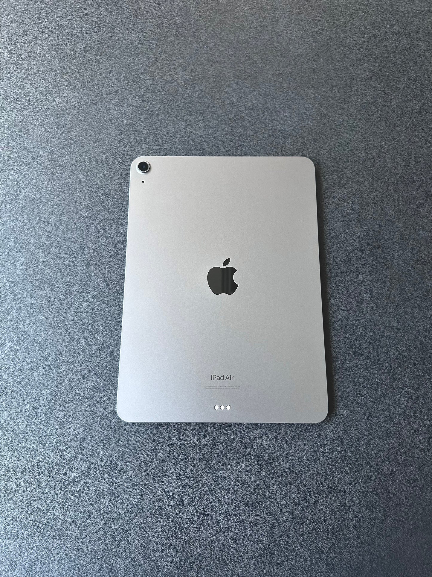 iPad Air 10.9" 2022 / M1 / 5TH GEN / 256GB / Wifi